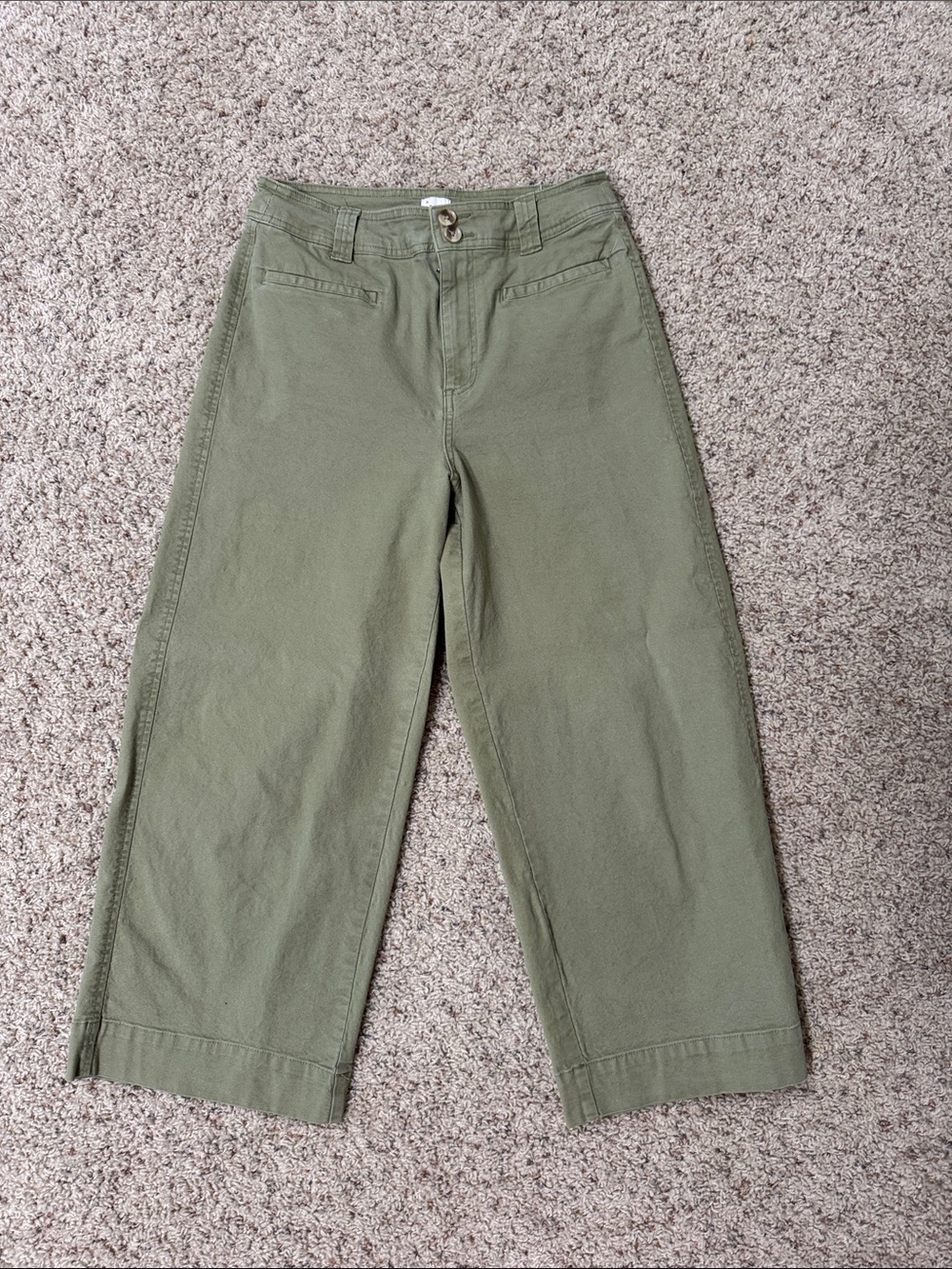 Cropped Green Pant
